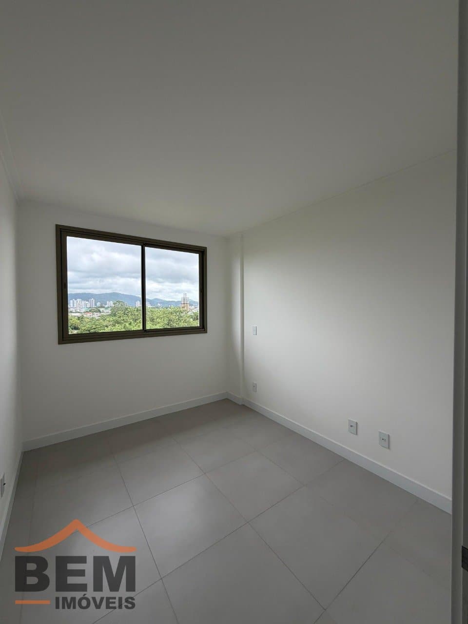 Apartamento para Venda com 3 quartos e 85m² no bairro São Vicente, em Itajaí