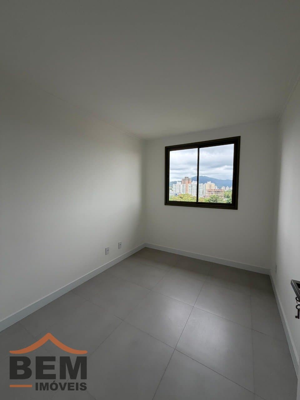 Apartamento para Venda com 3 quartos e 85m² no bairro São Vicente, em Itajaí