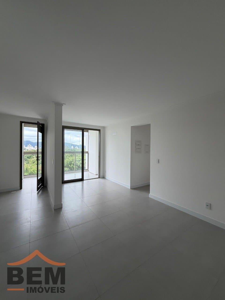 Apartamento para Venda com 3 quartos e 85m² no bairro São Vicente, em Itajaí
