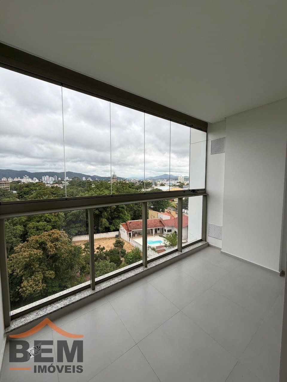 Apartamento para Venda com 3 quartos e 85m² no bairro São Vicente, em Itajaí