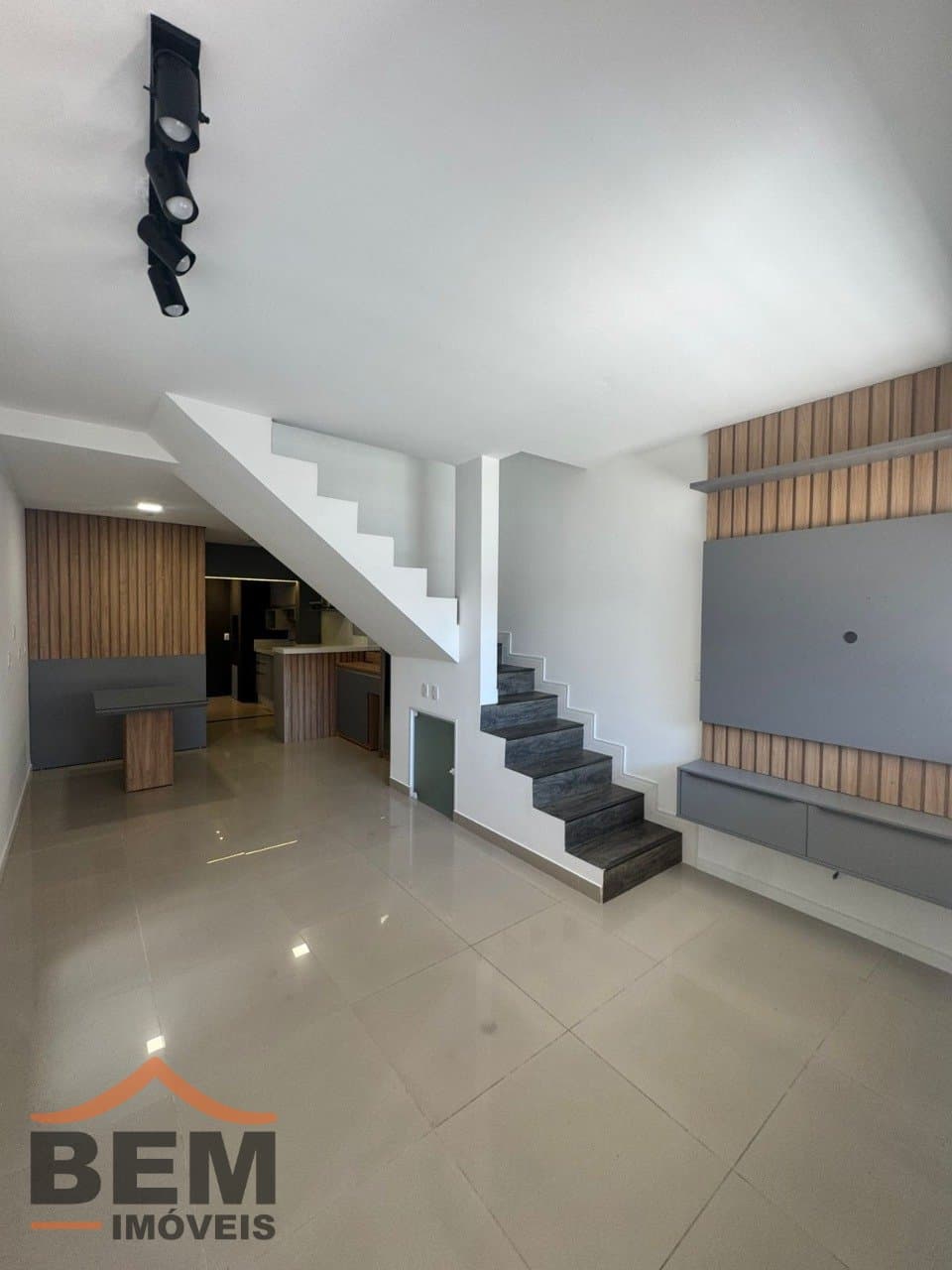 Casa para Venda com 2 quartos e 69m² no bairro Rio Pequeno, em Camboriú