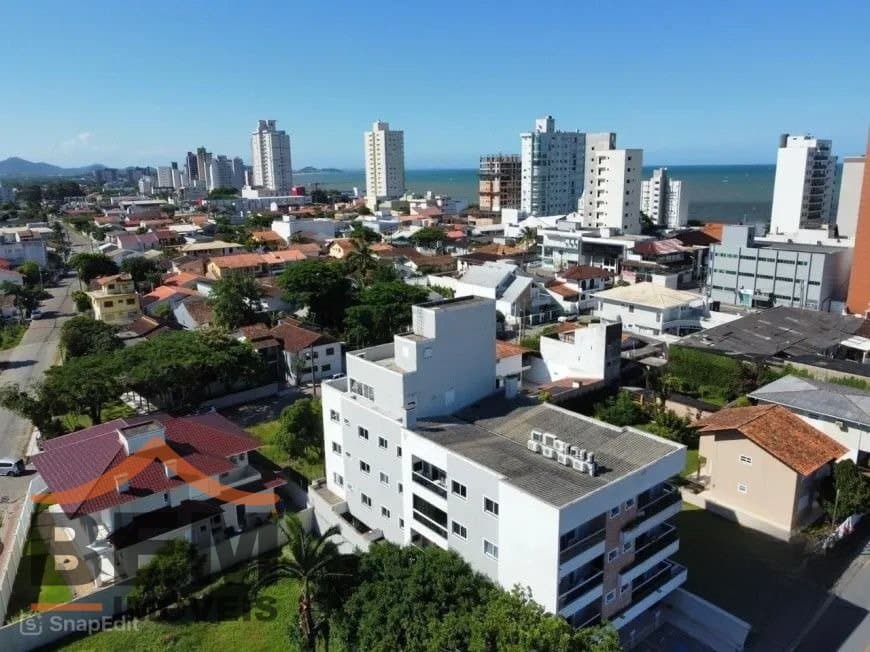 Apartamento para Venda com 3 quartos e 95m² no bairro Centro, em Balneário Piçarras