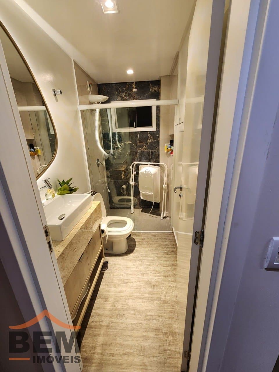 Apartamento para Venda com 3 quartos e 95m² no bairro Centro, em Balneário Piçarras