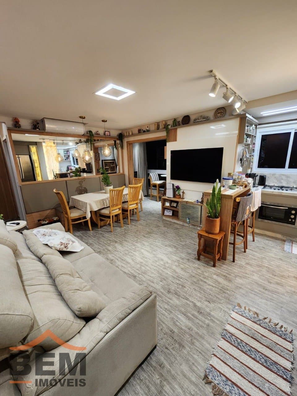 Apartamento para Venda com 3 quartos e 95m² no bairro Centro, em Balneário Piçarras