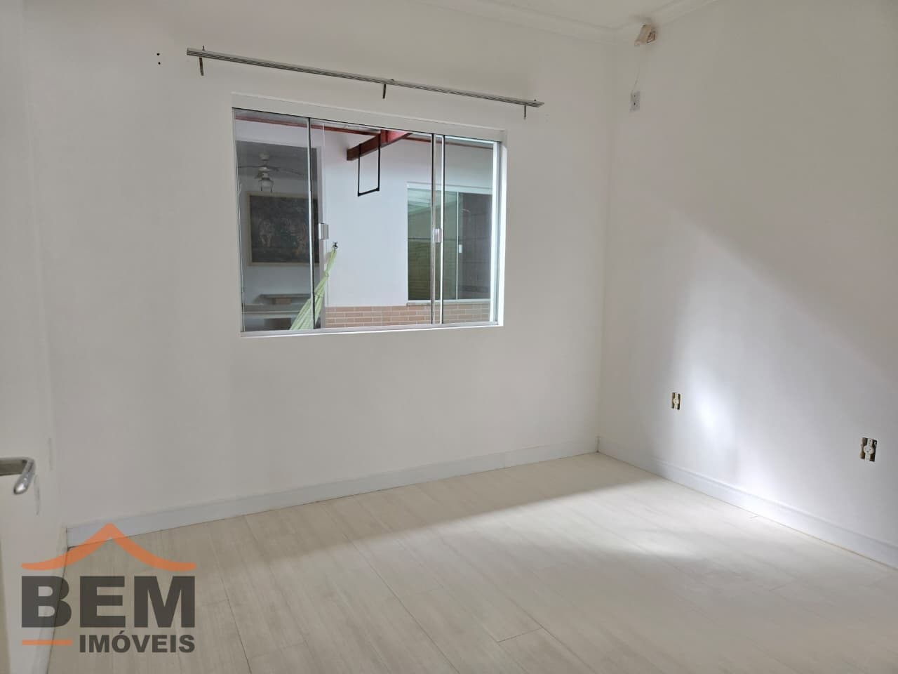 Casa para Venda com 2 quartos e 104m² no bairro Santa Regina Iv, em Camboriú