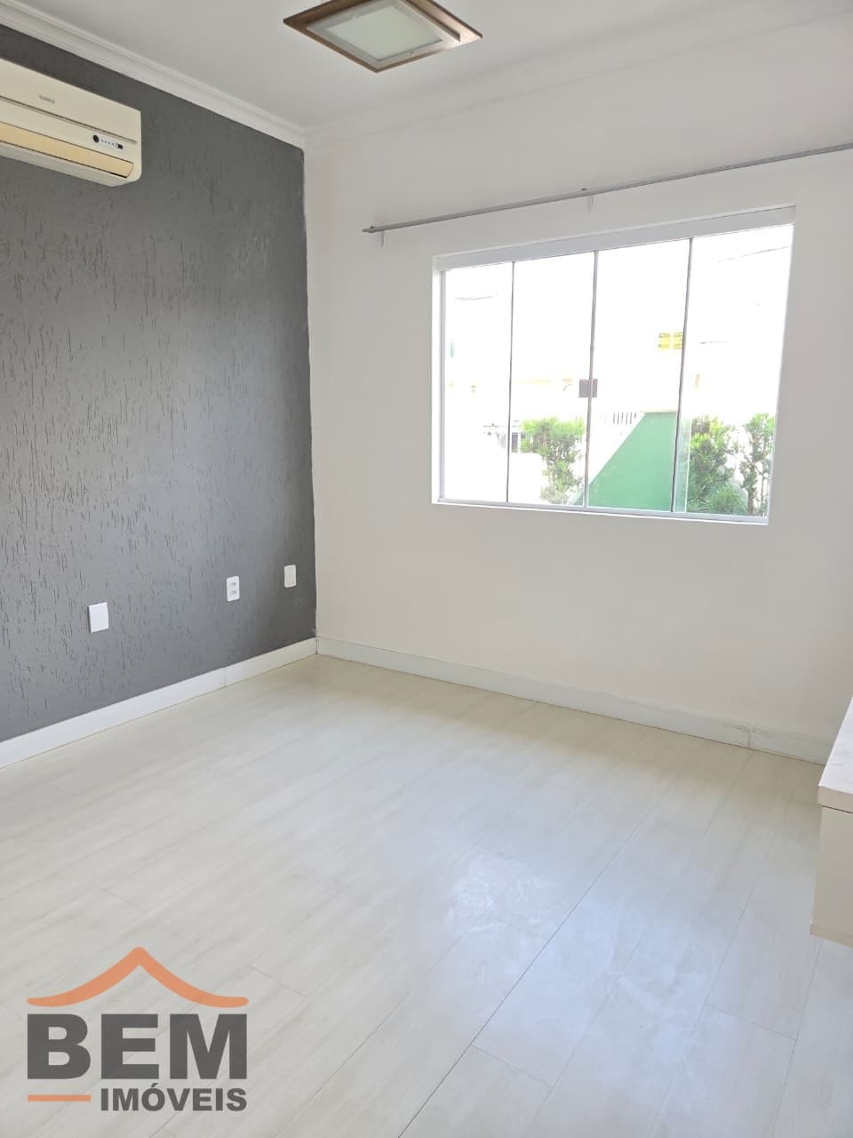 Casa para Venda com 2 quartos e 104m² no bairro Santa Regina Iv, em Camboriú