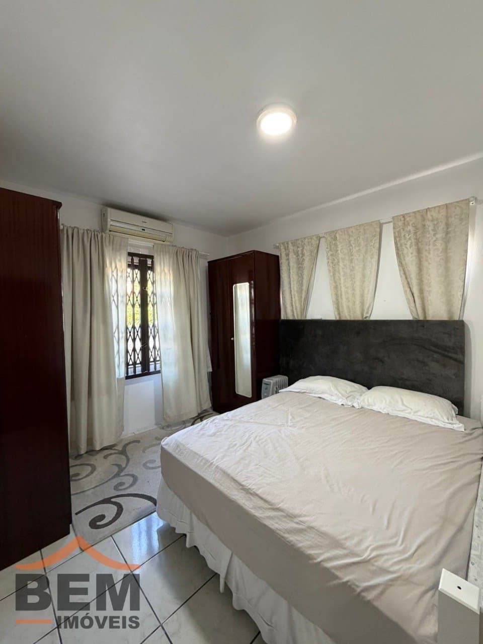 Casa para Venda com 3 quartos e 180m² no bairro Ressacada, em Itajaí