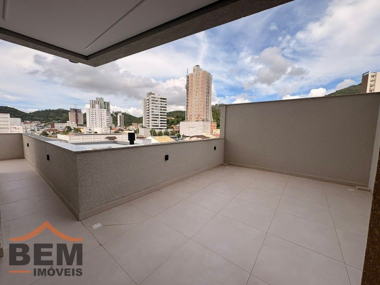 Apartamento para Venda com 2 quartos e 115m² no bairro Fazenda, em Itajaí
