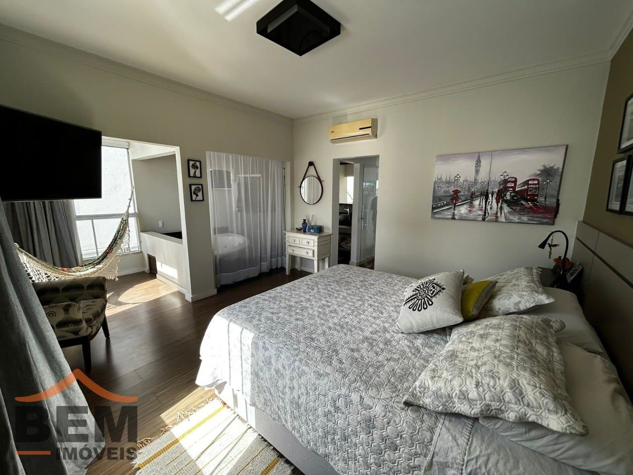 Casa para Venda com 4 quartos e 232m² no bairro Centro, em Itajaí