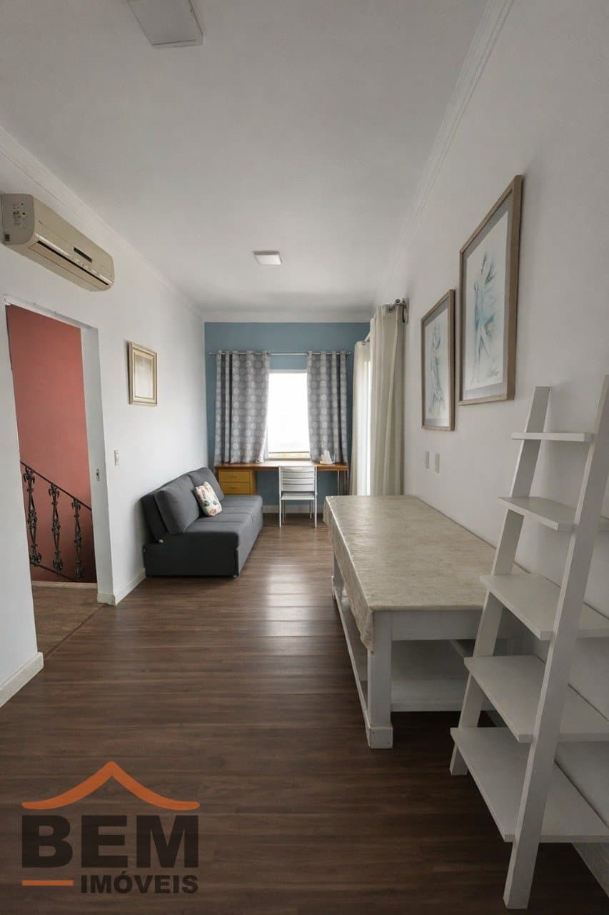 Casa para Venda com 4 quartos e 232m² no bairro Centro, em Itajaí