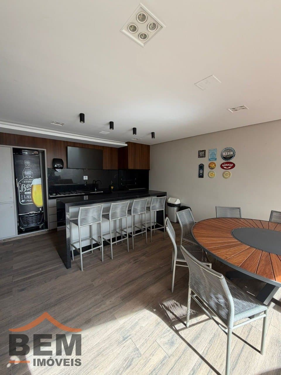 Apartamento Duplex para Venda com 4 quartos e 276m² no bairro Cabeçudas, em Itajaí
