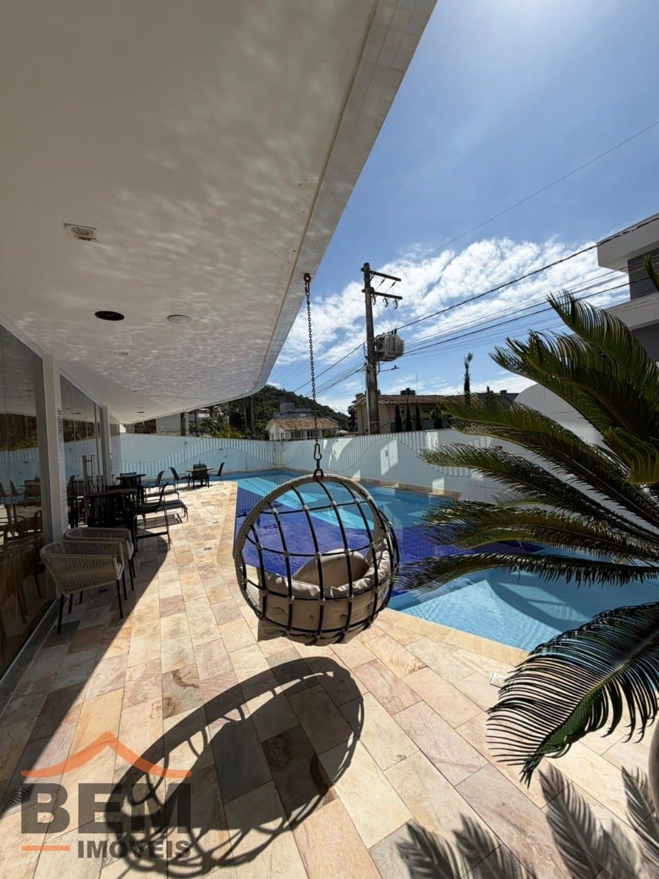 Apartamento Duplex para Venda com 4 quartos e 276m² no bairro Cabeçudas, em Itajaí