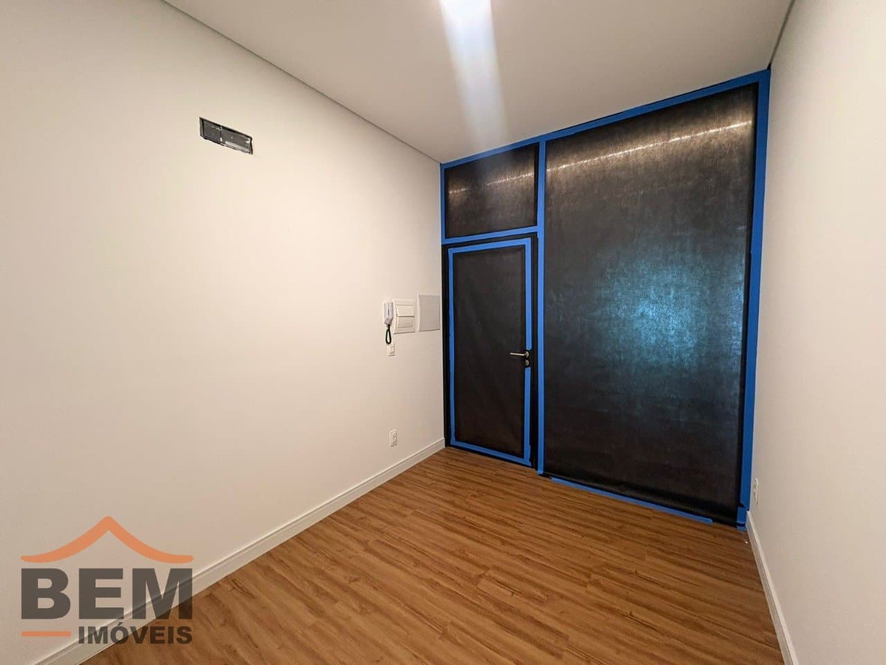 Sala Comercial para Locação com 10m² no bairro Ariribá, em Balneário Camboriú: 08- SALA COMERCIAL