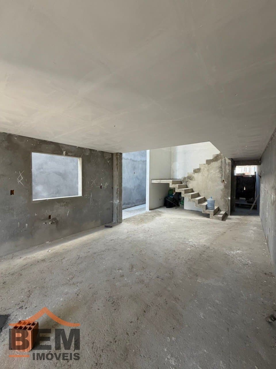 Sobrado para Venda com 3 quartos e 166m² no bairro Dom Bosco, em Itajaí