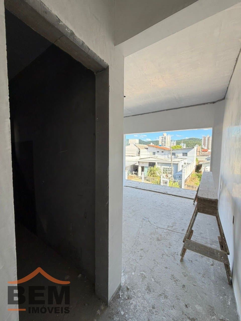 Sobrado para Venda com 3 quartos e 166m² no bairro Dom Bosco, em Itajaí