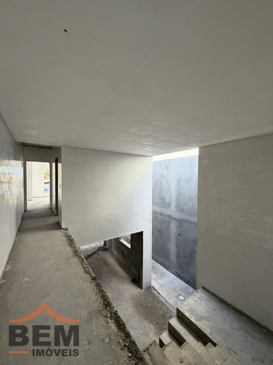 Sobrado para Venda com 3 quartos e 166m² no bairro Dom Bosco, em Itajaí