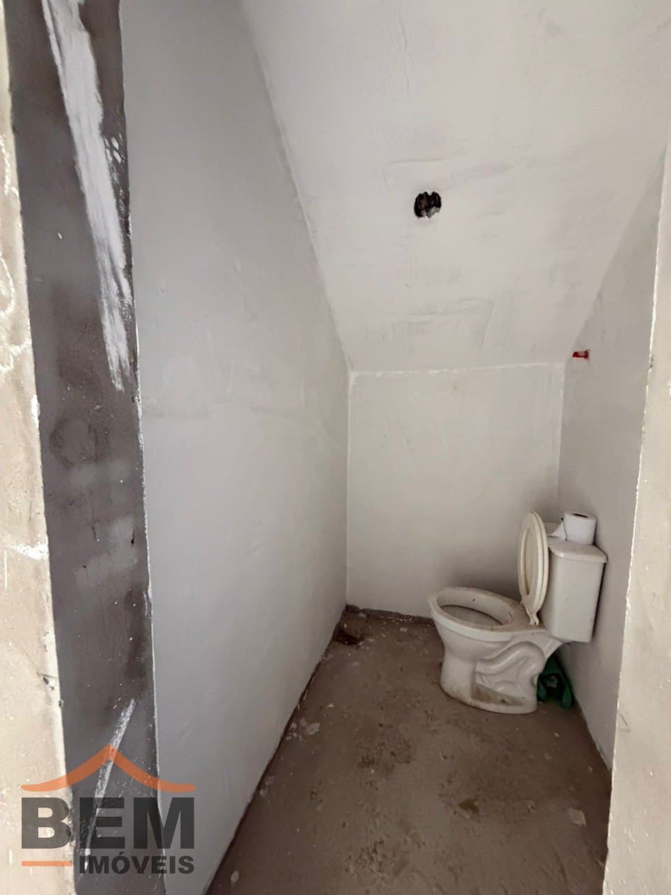 Sobrado para Venda com 3 quartos e 166m² no bairro Dom Bosco, em Itajaí