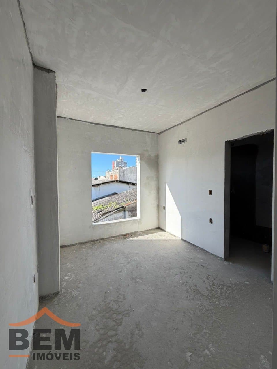 Sobrado para Venda com 3 quartos e 166m² no bairro Dom Bosco, em Itajaí