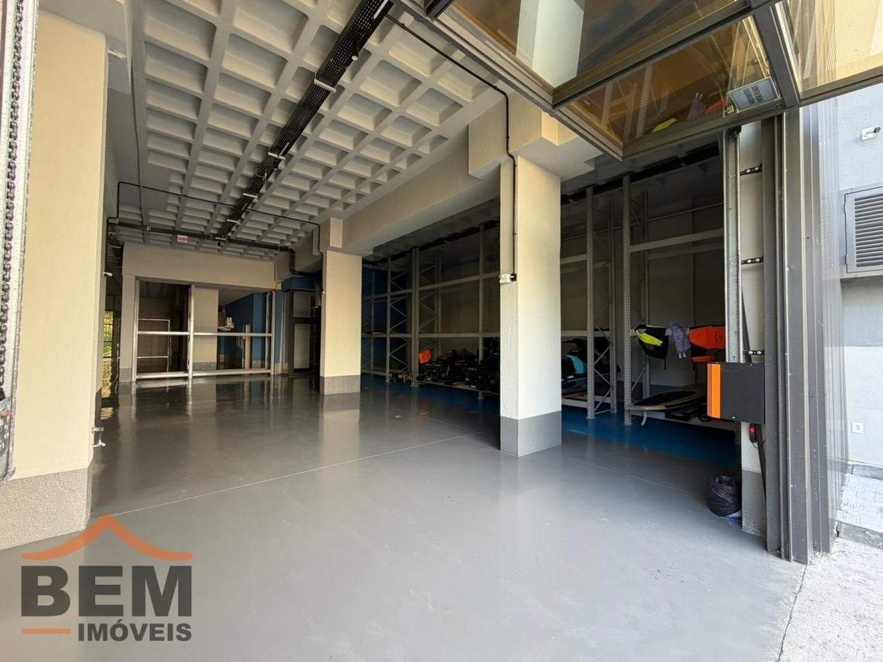 Apartamento para Locação com 3 quartos e 123m² no bairro Meia Praia, em Itapema