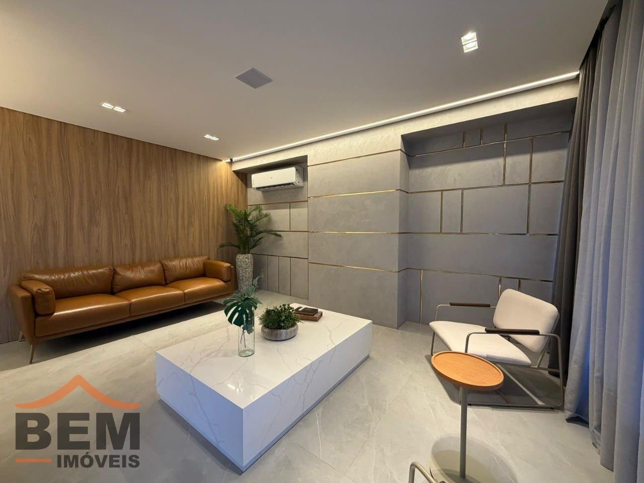 Apartamento para Locação com 2 quartos e 76m² no bairro Praia Brava, em Itajaí