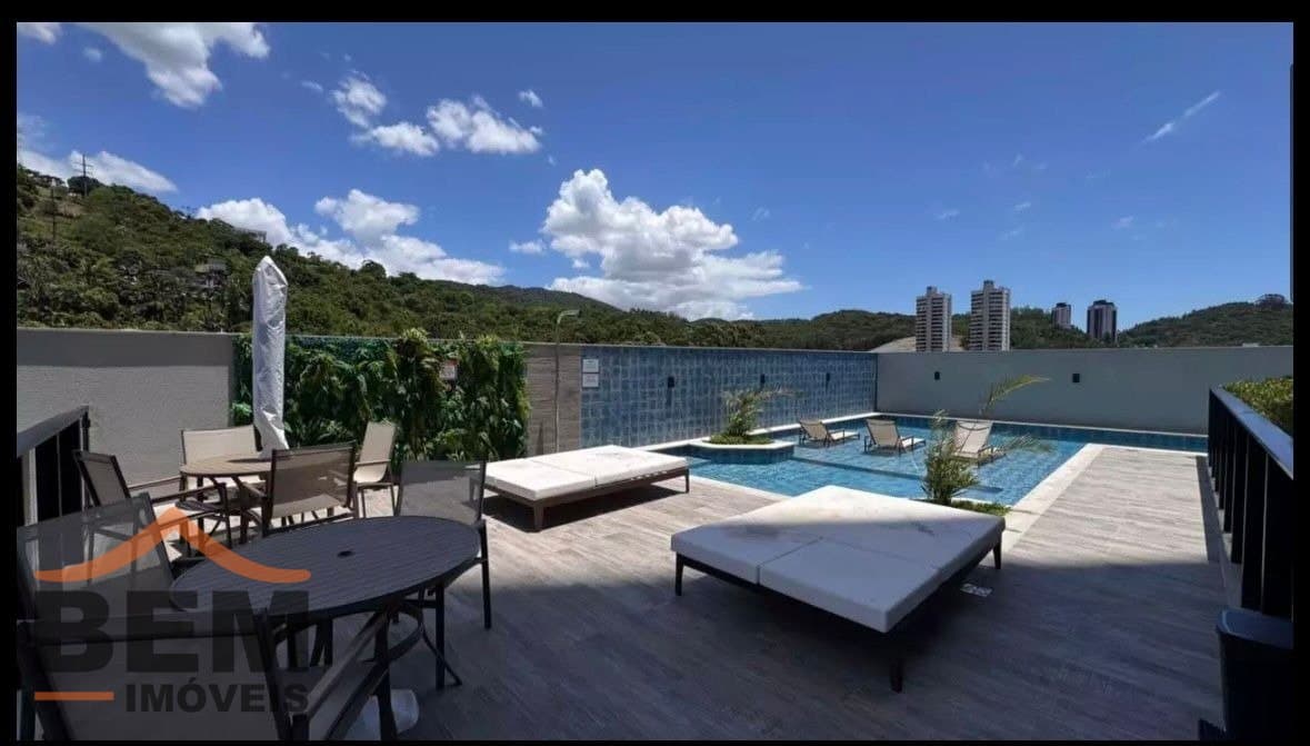 Apartamento para Locação com 2 quartos e 76m² no bairro Praia Brava, em Itajaí