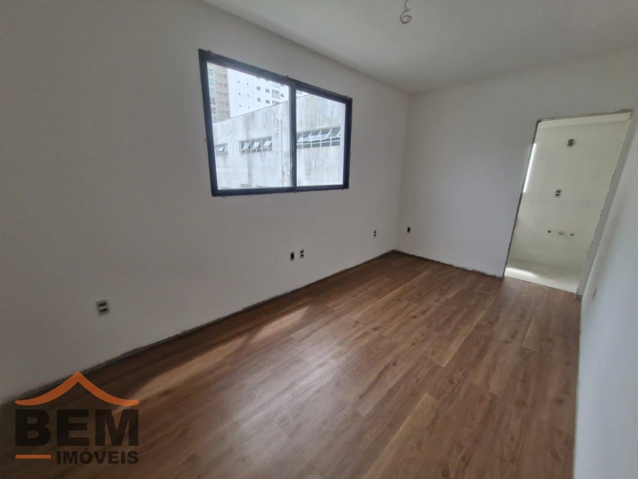 Apartamento para Venda com 3 quartos no bairro Centro, em Balneário Camboriú