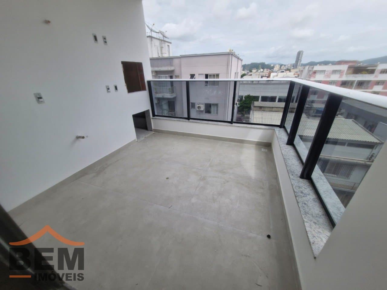 Apartamento para Venda com 3 quartos no bairro Centro, em Balneário Camboriú