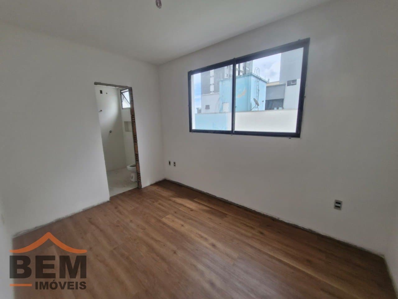 Apartamento para Venda com 3 quartos no bairro Centro, em Balneário Camboriú
