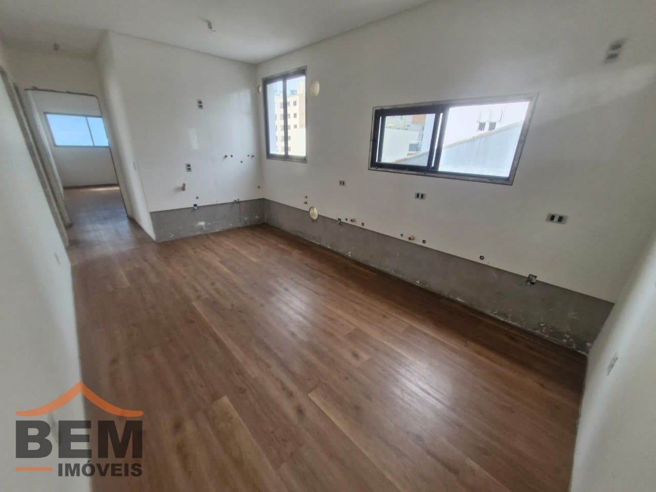 Apartamento para Venda com 3 quartos no bairro Centro, em Balneário Camboriú