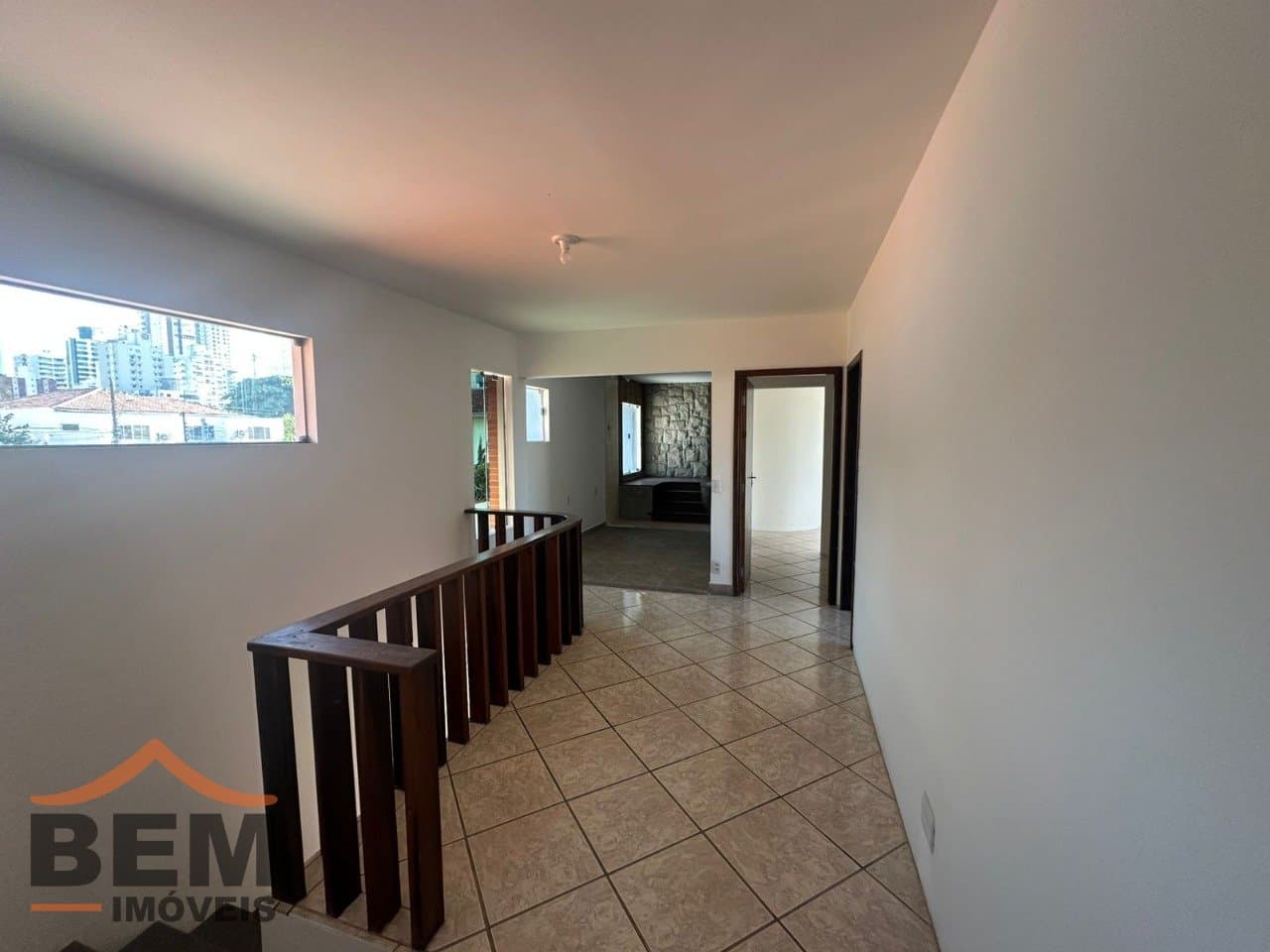 Casa com 4 quartos e 407m² no bairro Centro, em Balneário Camboriú