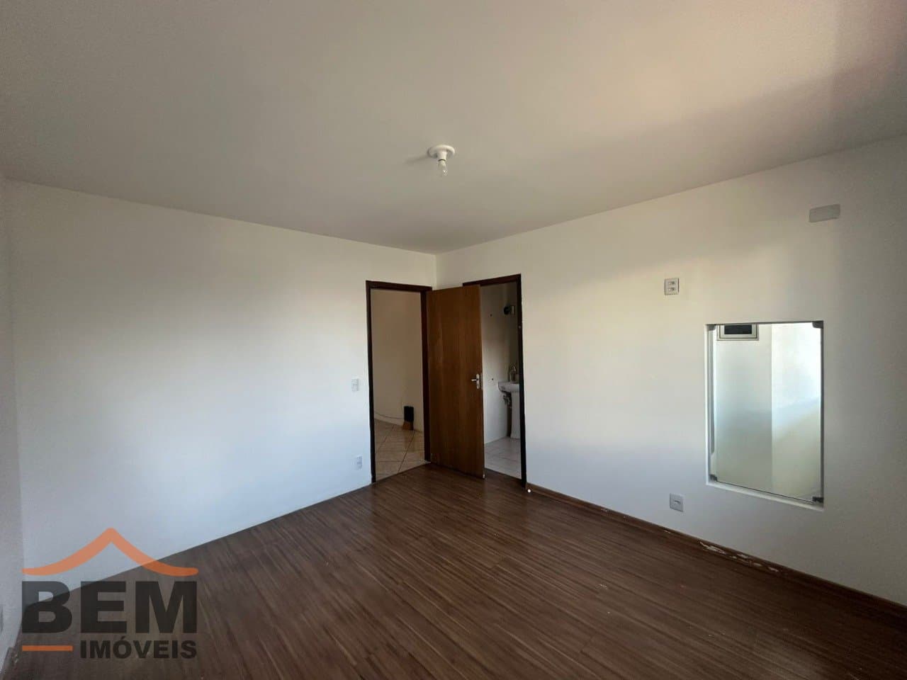 Casa com 4 quartos e 407m² no bairro Centro, em Balneário Camboriú