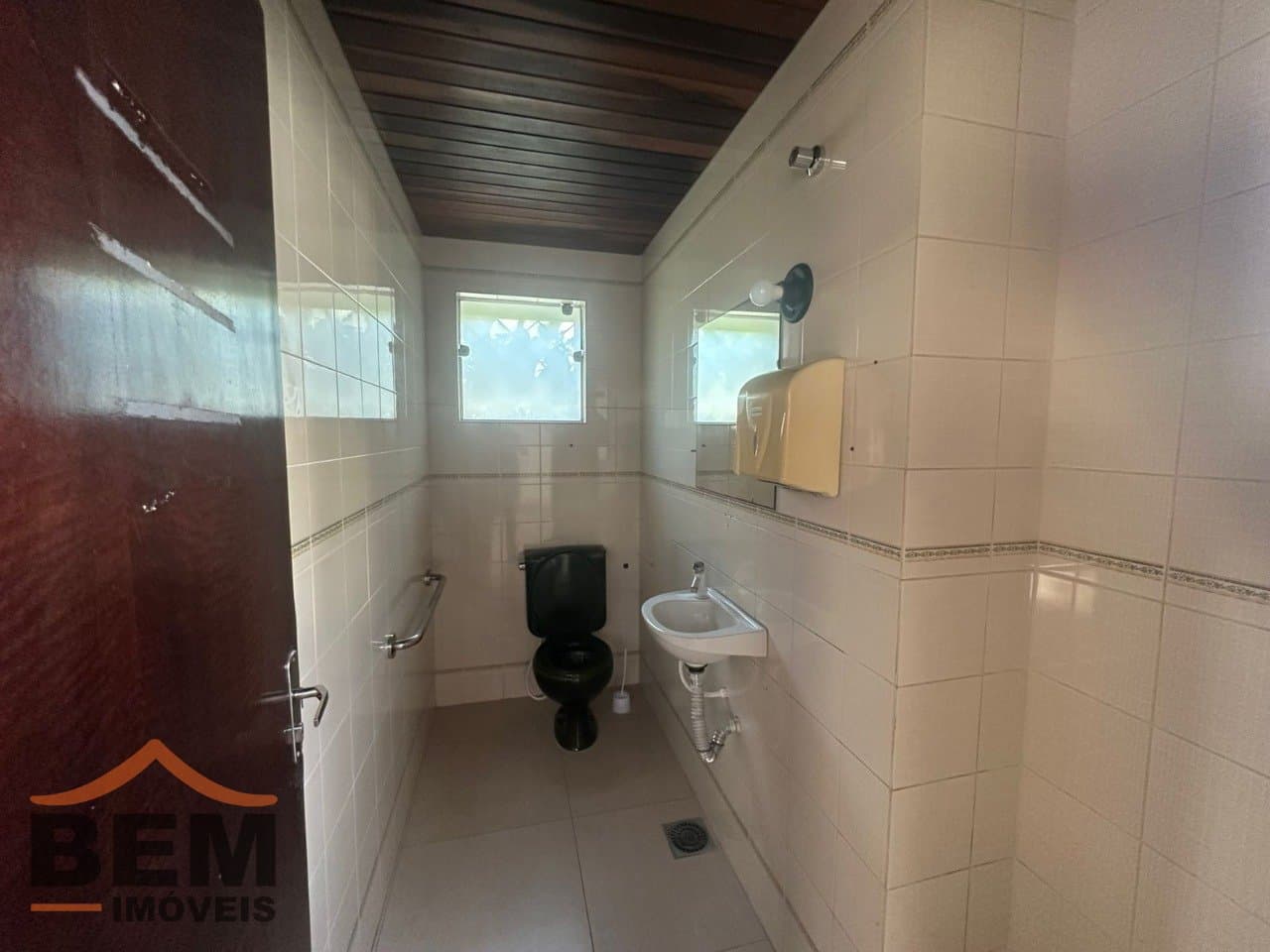 Casa com 4 quartos e 407m² no bairro Centro, em Balneário Camboriú