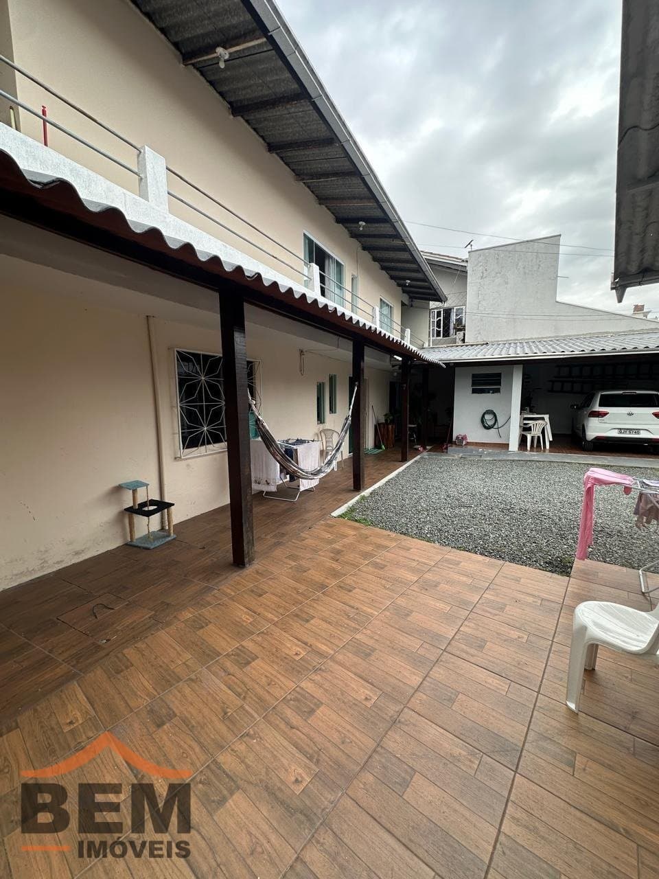 Casa para Venda com 3 quartos e 260m² no bairro São João, em Itajaí