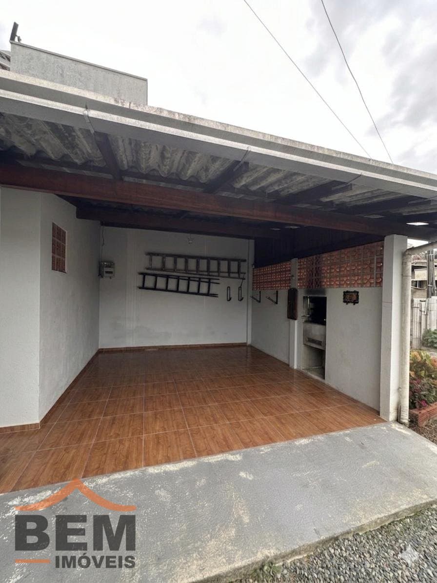 Casa para Venda com 3 quartos e 260m² no bairro São João, em Itajaí