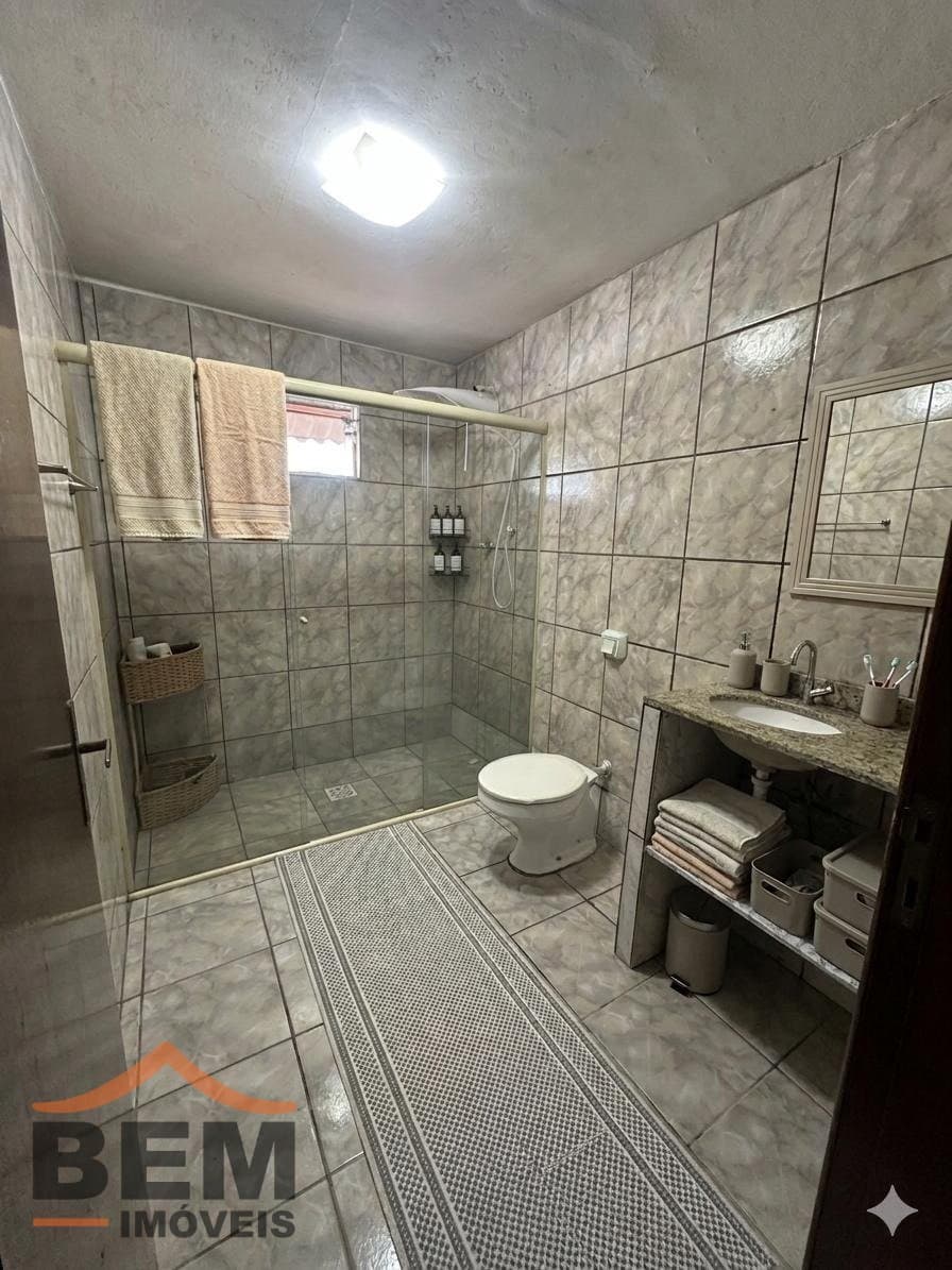 Casa para Venda com 3 quartos e 260m² no bairro São João, em Itajaí