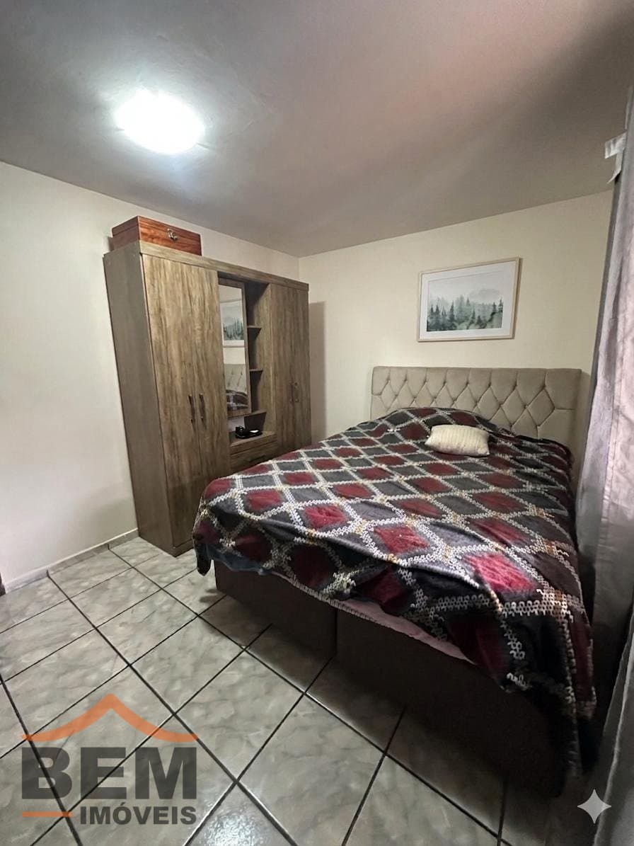 Casa para Venda com 3 quartos e 260m² no bairro São João, em Itajaí