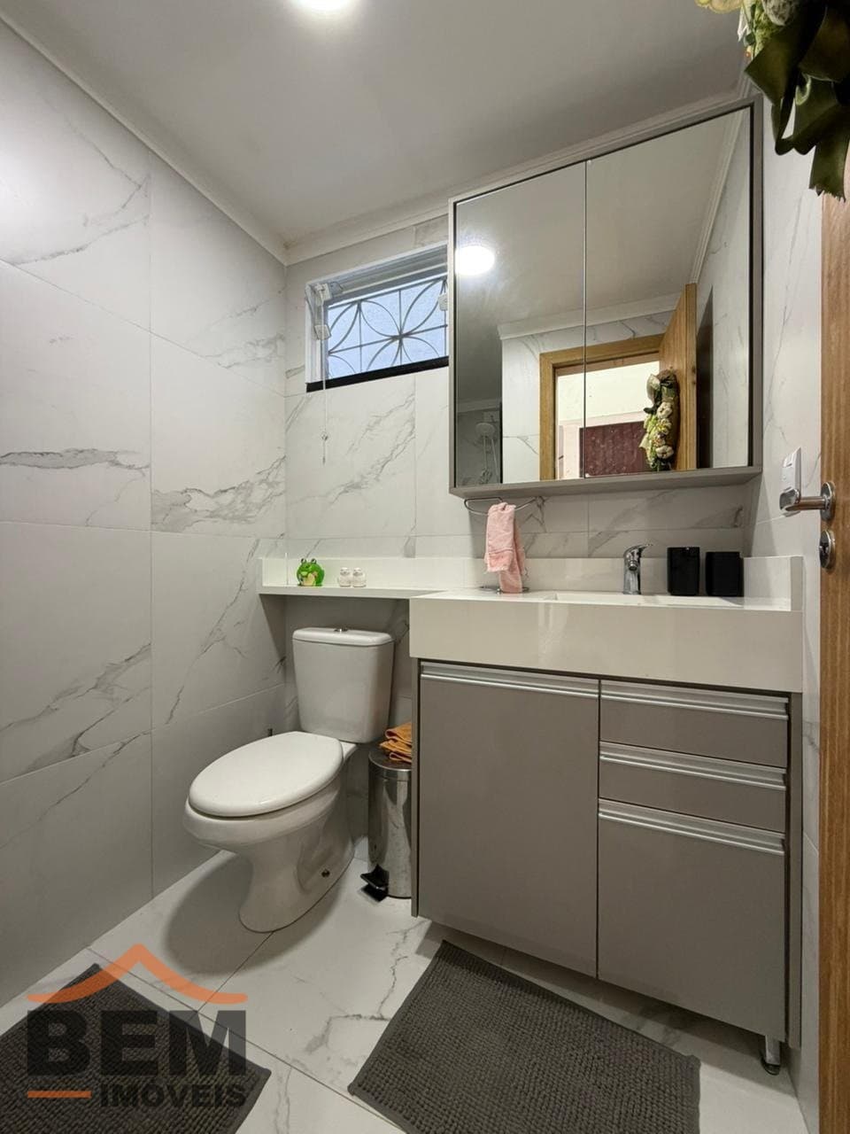 Casa para Venda com 4 quartos e 290m² no bairro São João, em Itajaí