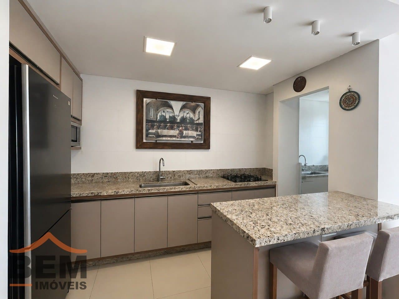 Apartamento para Venda com 3 quartos e 95m² no bairro Vila Operária, em Itajaí