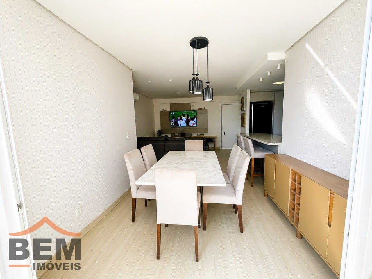 Apartamento para Venda com 3 quartos e 95m² no bairro Vila Operária, em Itajaí