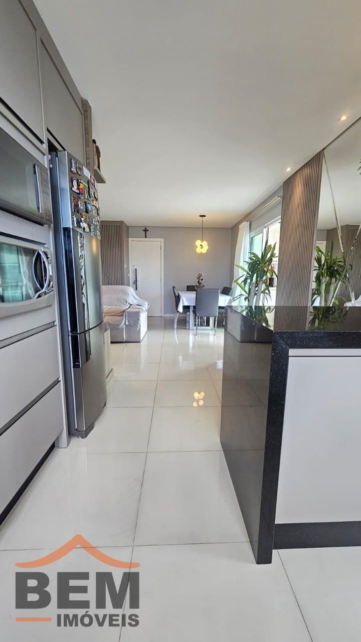 Apartamento para Venda com 3 quartos e 111m² no bairro Centro, em Itajaí