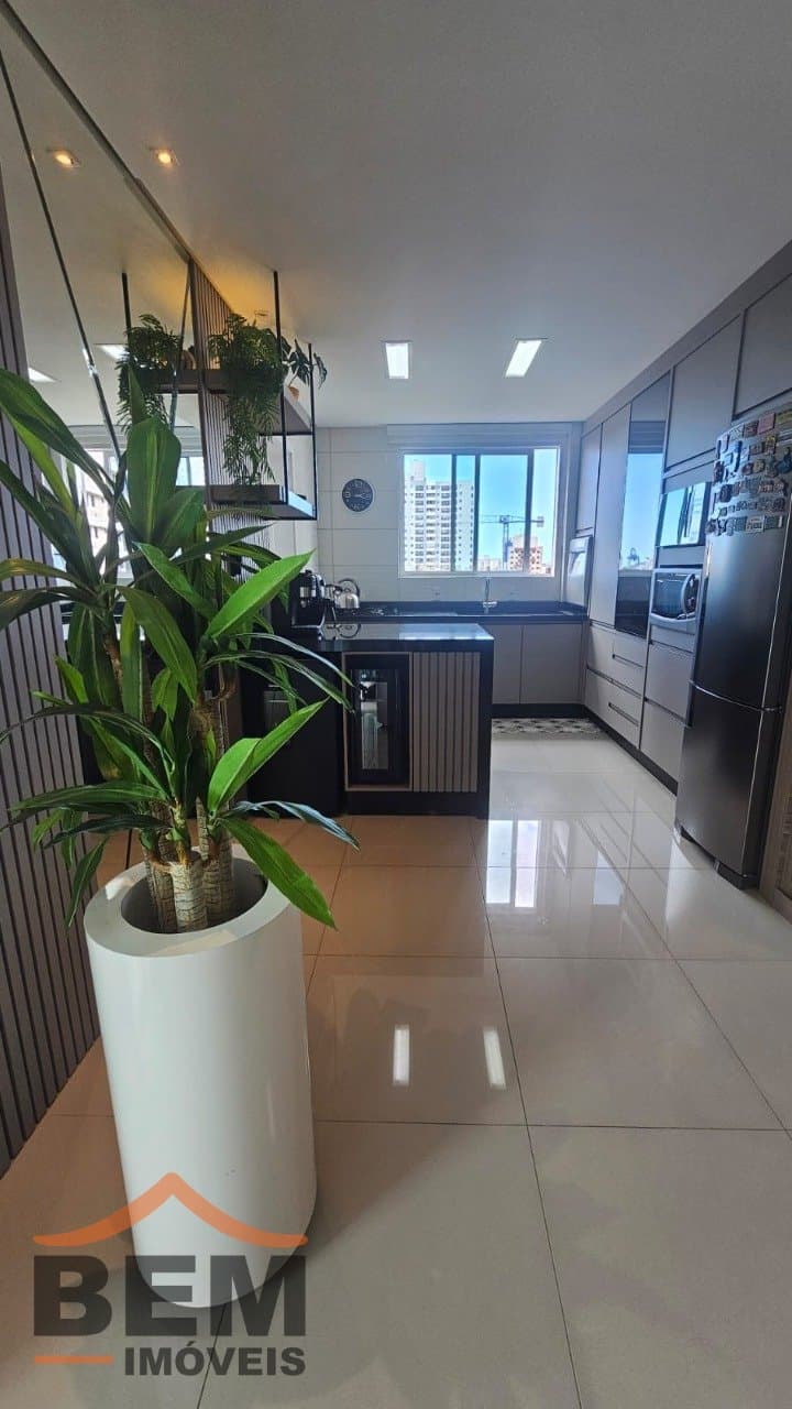 Apartamento para Venda com 3 quartos e 111m² no bairro Centro, em Itajaí