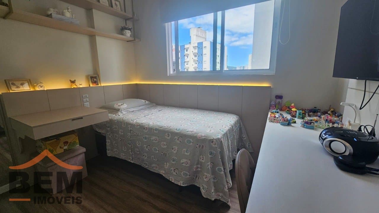Apartamento para Venda com 3 quartos e 111m² no bairro Centro, em Itajaí