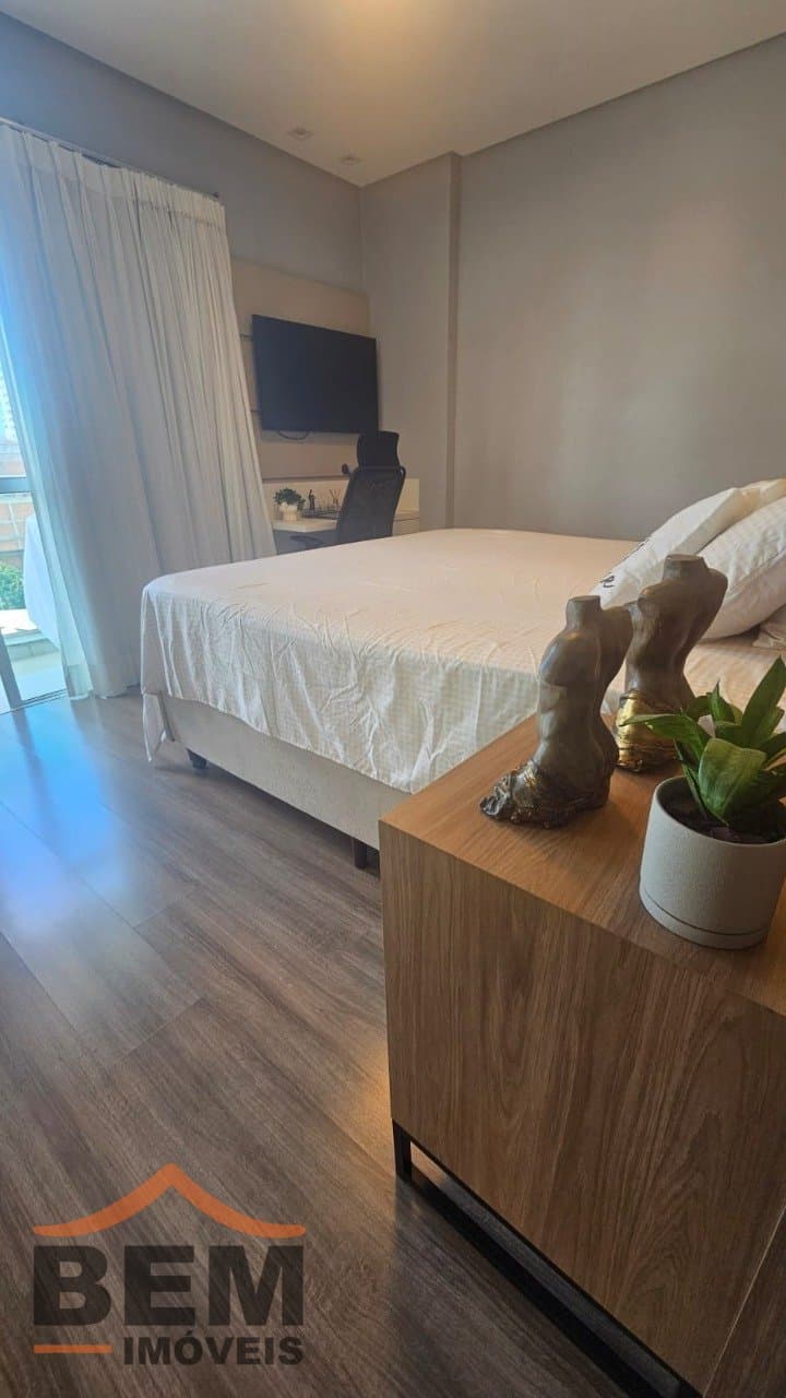 Apartamento para Venda com 3 quartos e 111m² no bairro Centro, em Itajaí