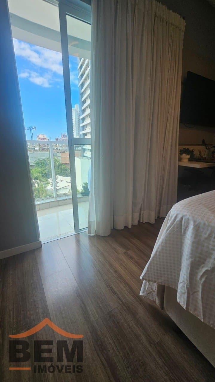 Apartamento para Venda com 3 quartos e 111m² no bairro Centro, em Itajaí