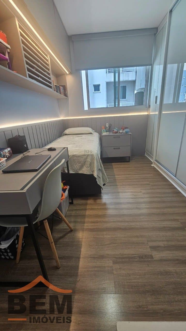 Apartamento para Venda com 3 quartos e 111m² no bairro Centro, em Itajaí