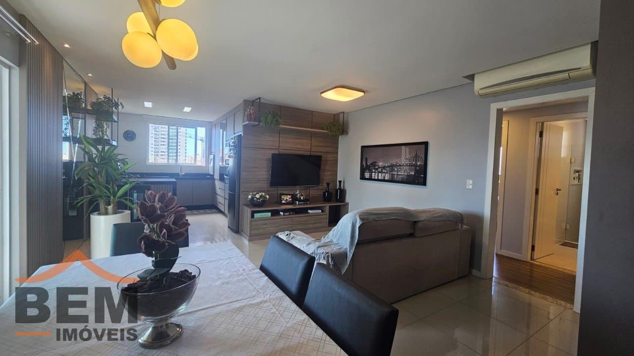 Apartamento para Venda com 3 quartos e 111m² no bairro Centro, em Itajaí