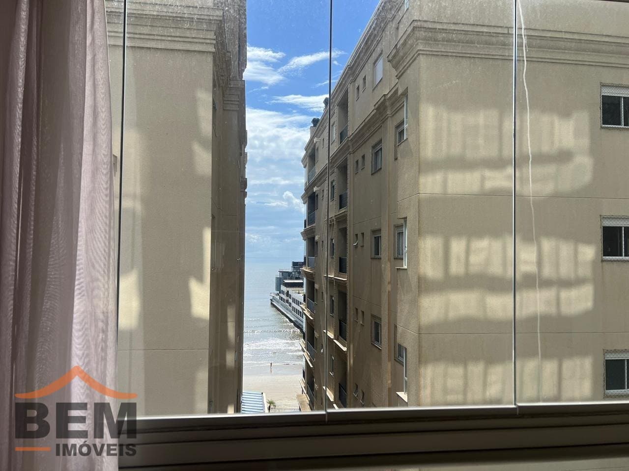 Apartamento para Venda com 3 quartos e 114m² no bairro Meia Praia, em Itapema