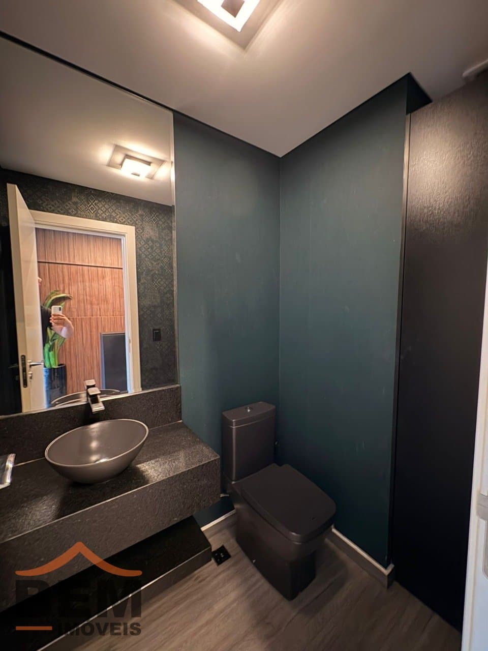 Sala Comercial para Locação com 80m² no bairro Praia Brava, em Itajaí
