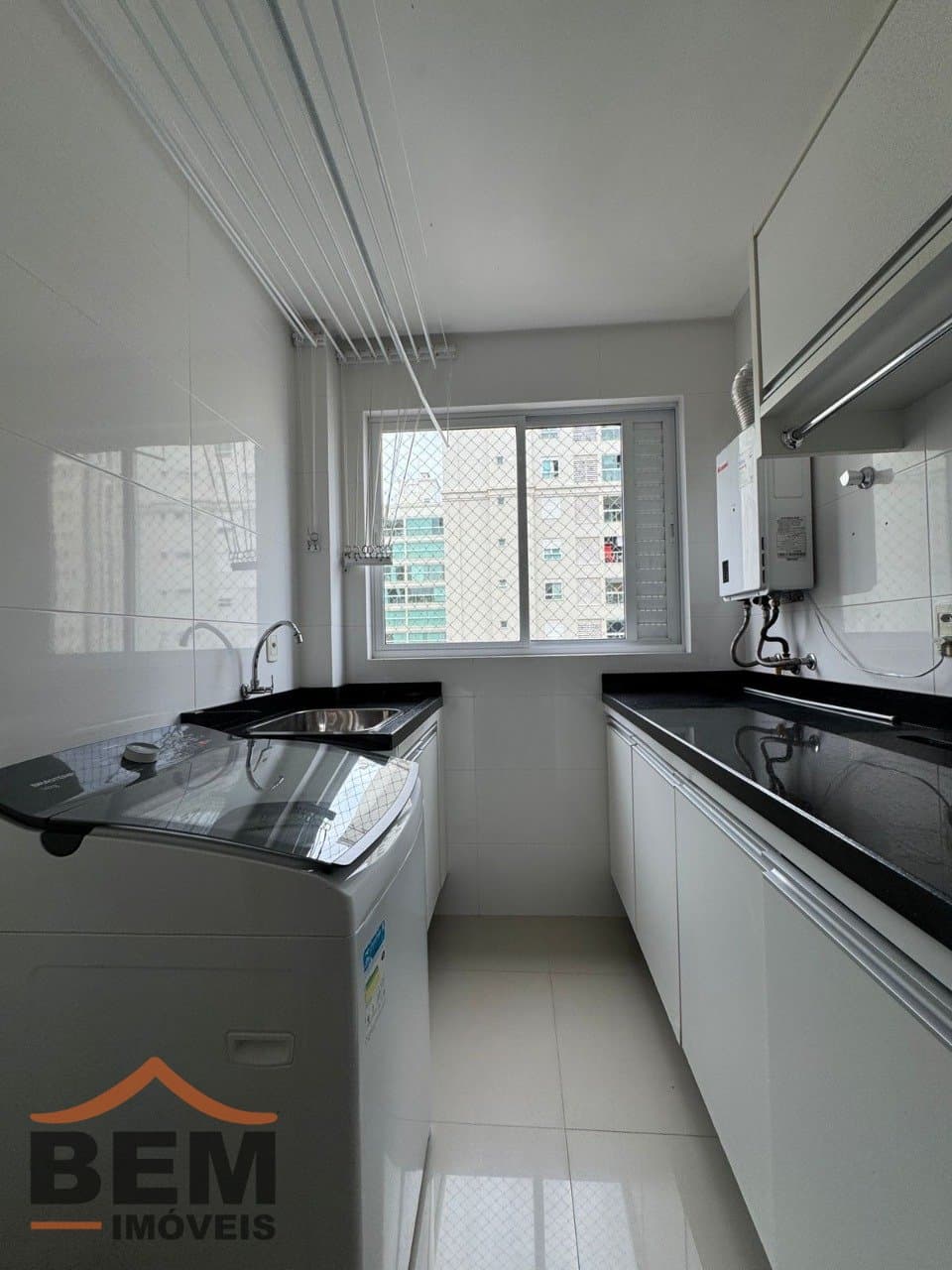 Apartamento para Venda com 3 quartos e 146m² no bairro Meia Praia, em Itapema