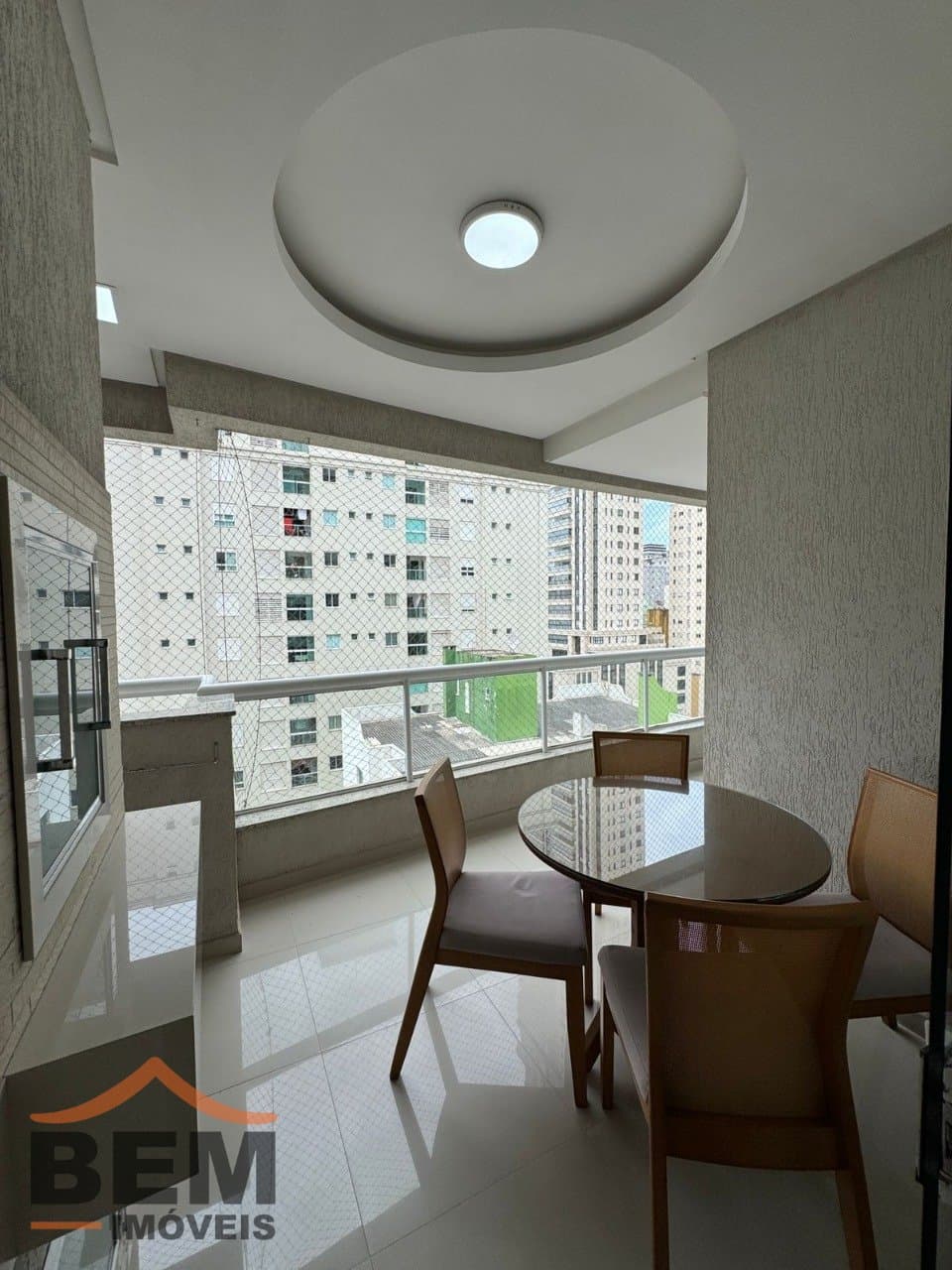 Apartamento para Venda com 3 quartos e 146m² no bairro Meia Praia, em Itapema